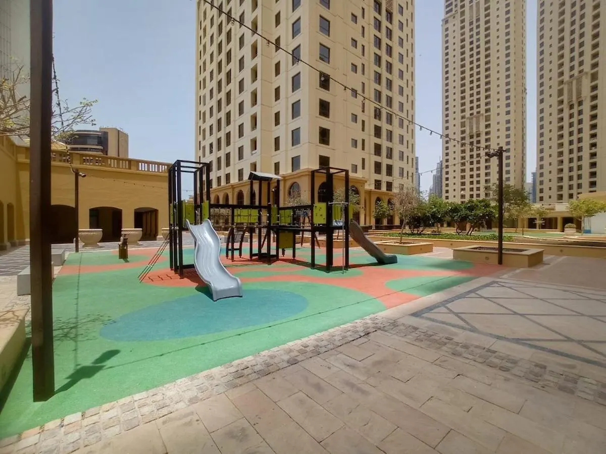 Spacious 4 Bedroom Apartment In Jbr Dubai United Arab Emirates