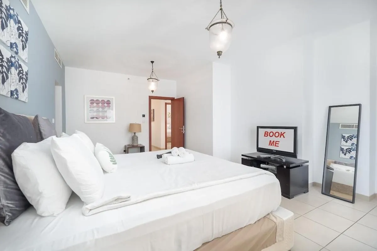 Spacious 4 Bedroom Apartment In Jbr Dubai
