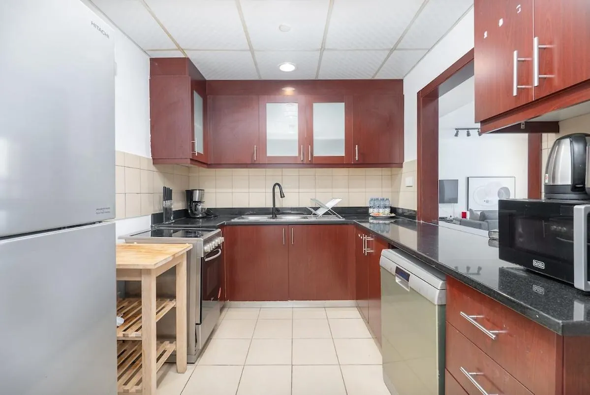 Spacious 4 Bedroom Apartment In Jbr Dubai
