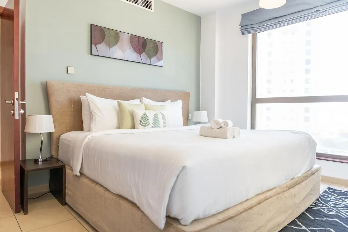 Spacious 4 Bedroom Apartment In Jbr Dubai
