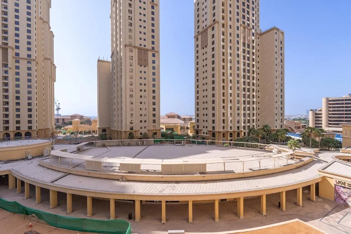 Spacious 4 Bedroom Apartment In Jbr Dubai United Arab Emirates