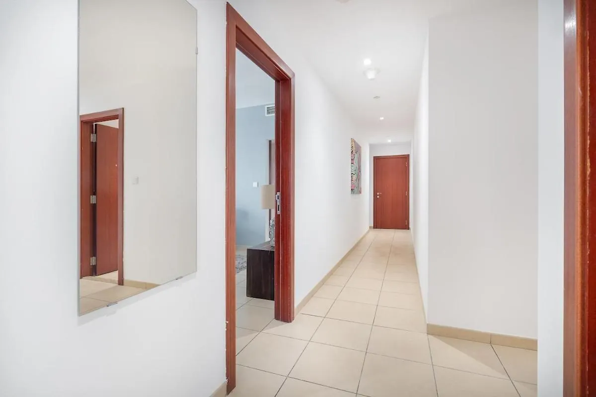 Spacious 4 Bedroom Apartment In Jbr Dubai