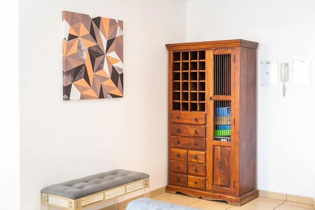 Spacious 4 Bedroom Apartment In Jbr Dubai