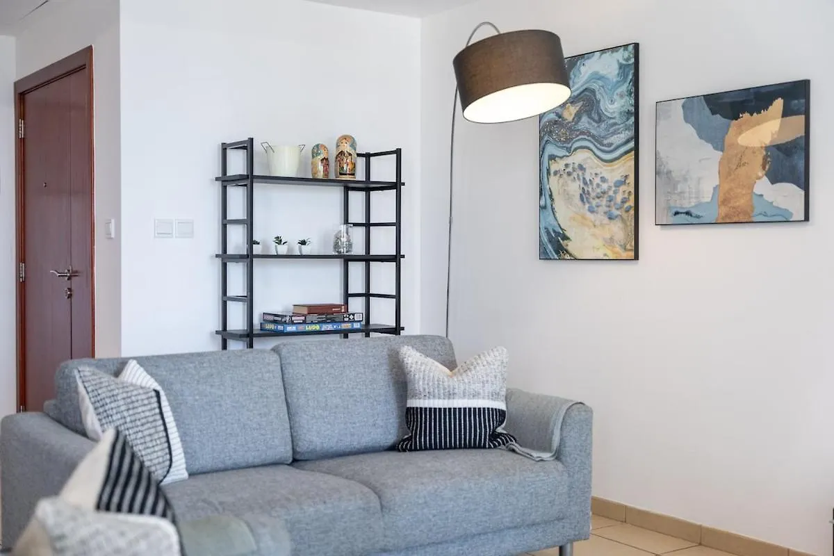 Spacious 4 Bedroom Apartment In Jbr Dubai