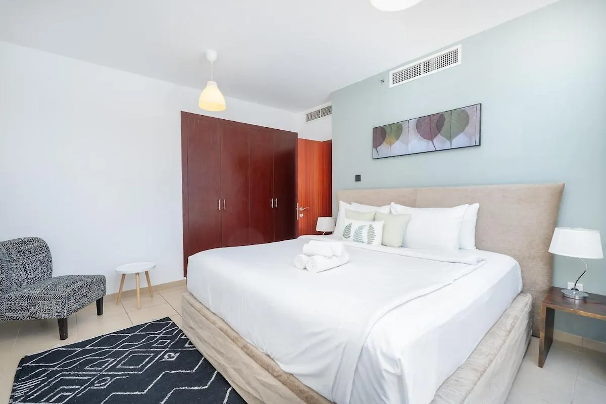 Spacious 4 Bedroom Apartment In Jbr Dubai United Arab Emirates